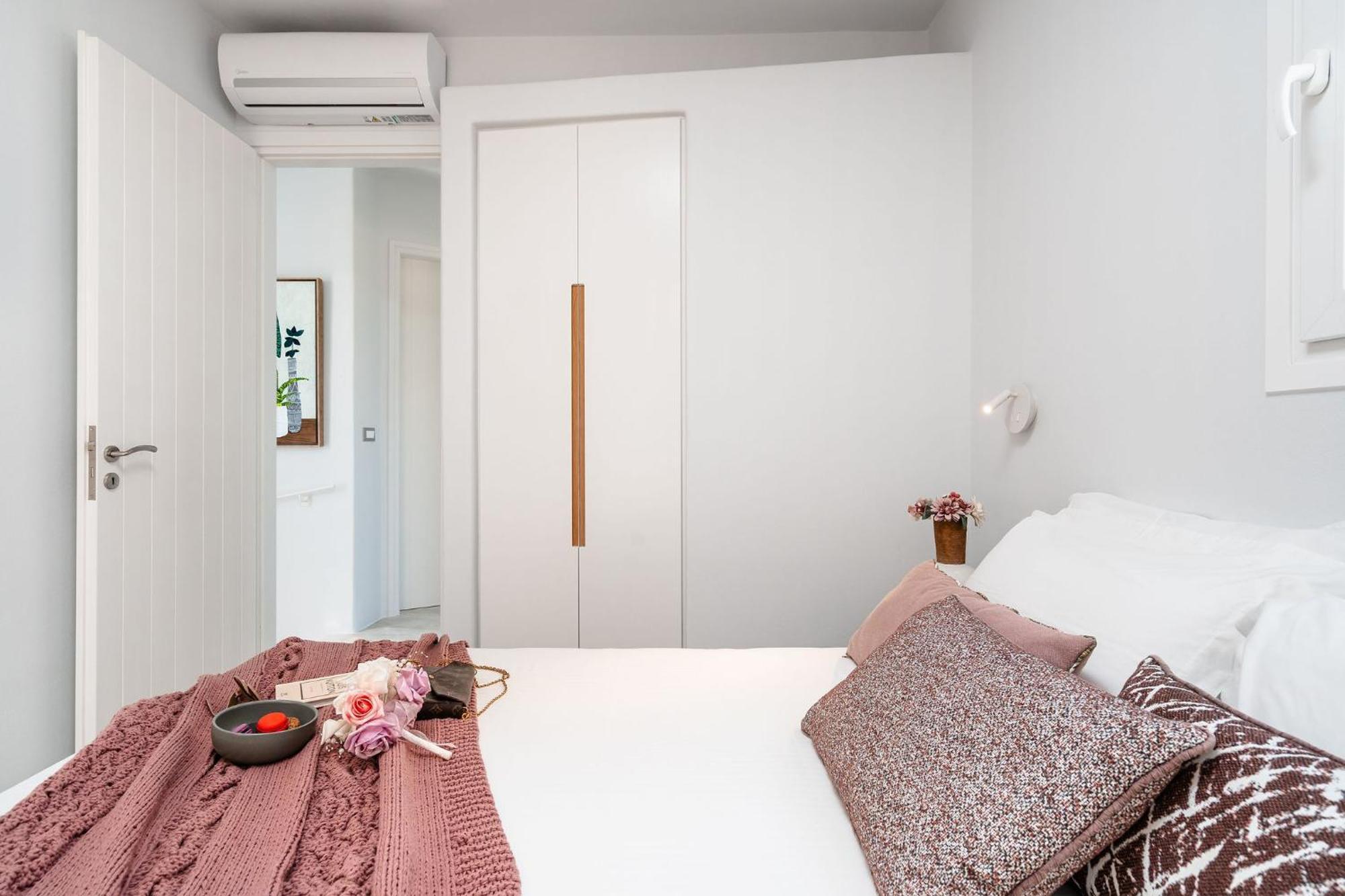 Sunday Luxury Suites Agia Anna  外观 照片