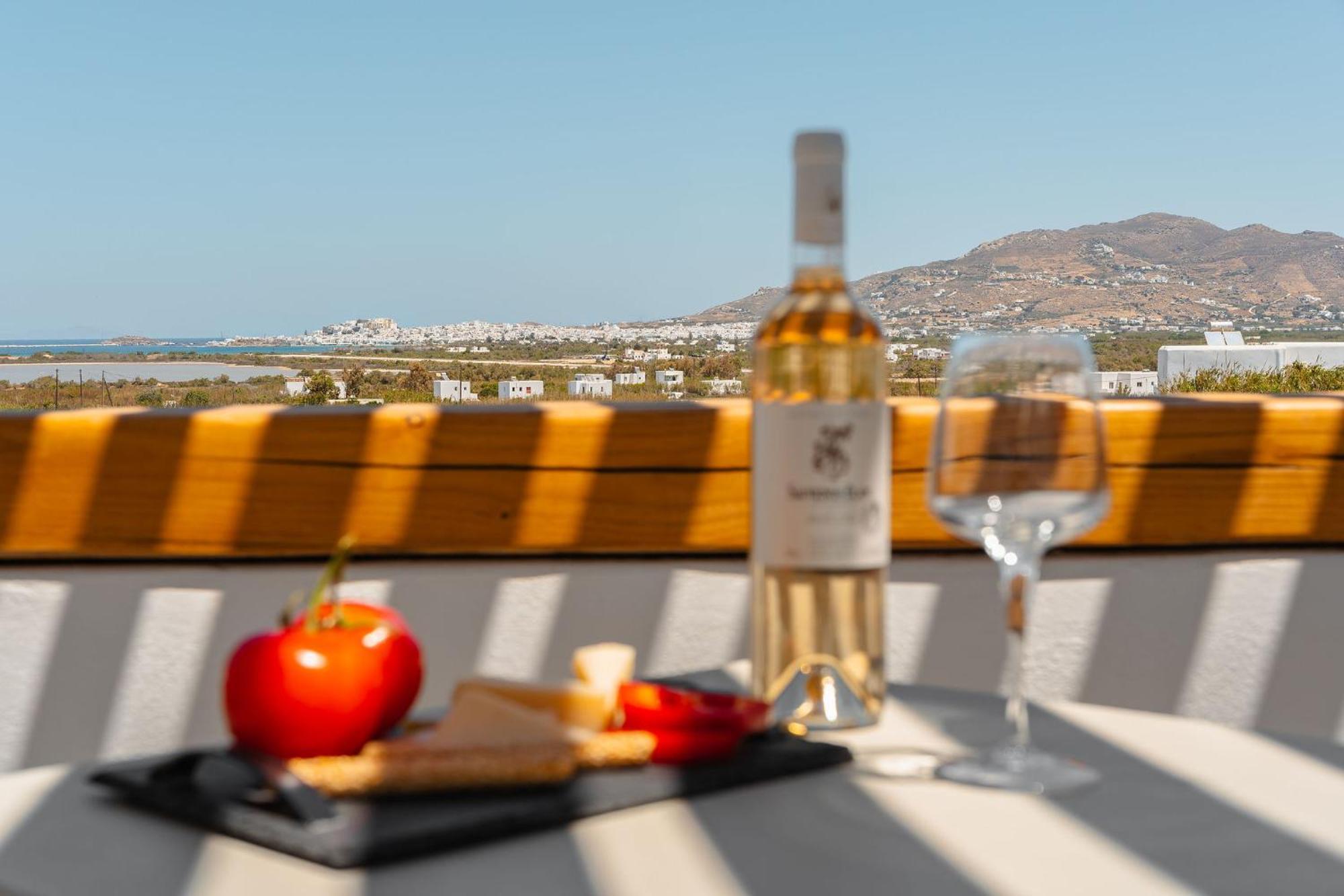 Sunday Luxury Suites Agia Anna  外观 照片